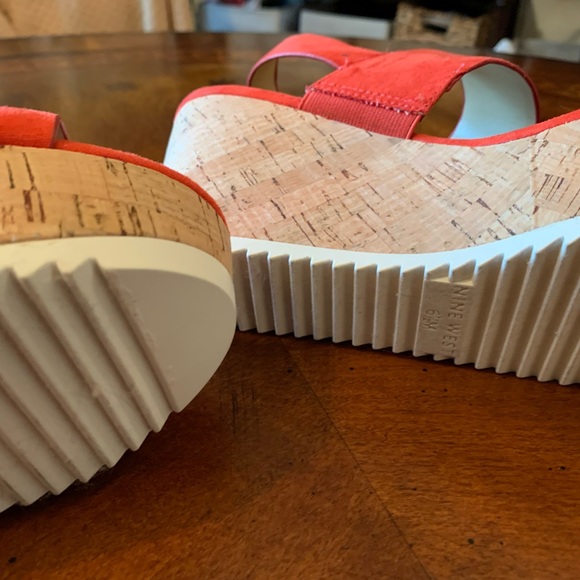 Nine West Wege Platform Sandals - Picture 5 of 5